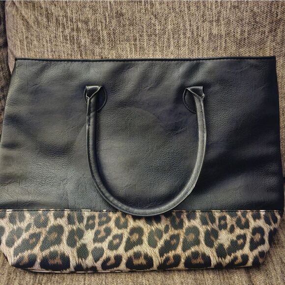 Brand new oversized bag black with leopard bottom - Picture 1 of 7
